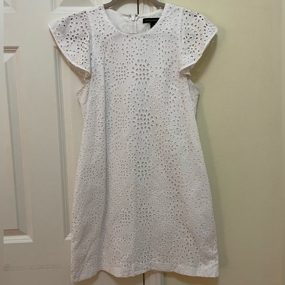 Banana Republic eyelet flutter sleeve dress - Picture 3 of 6